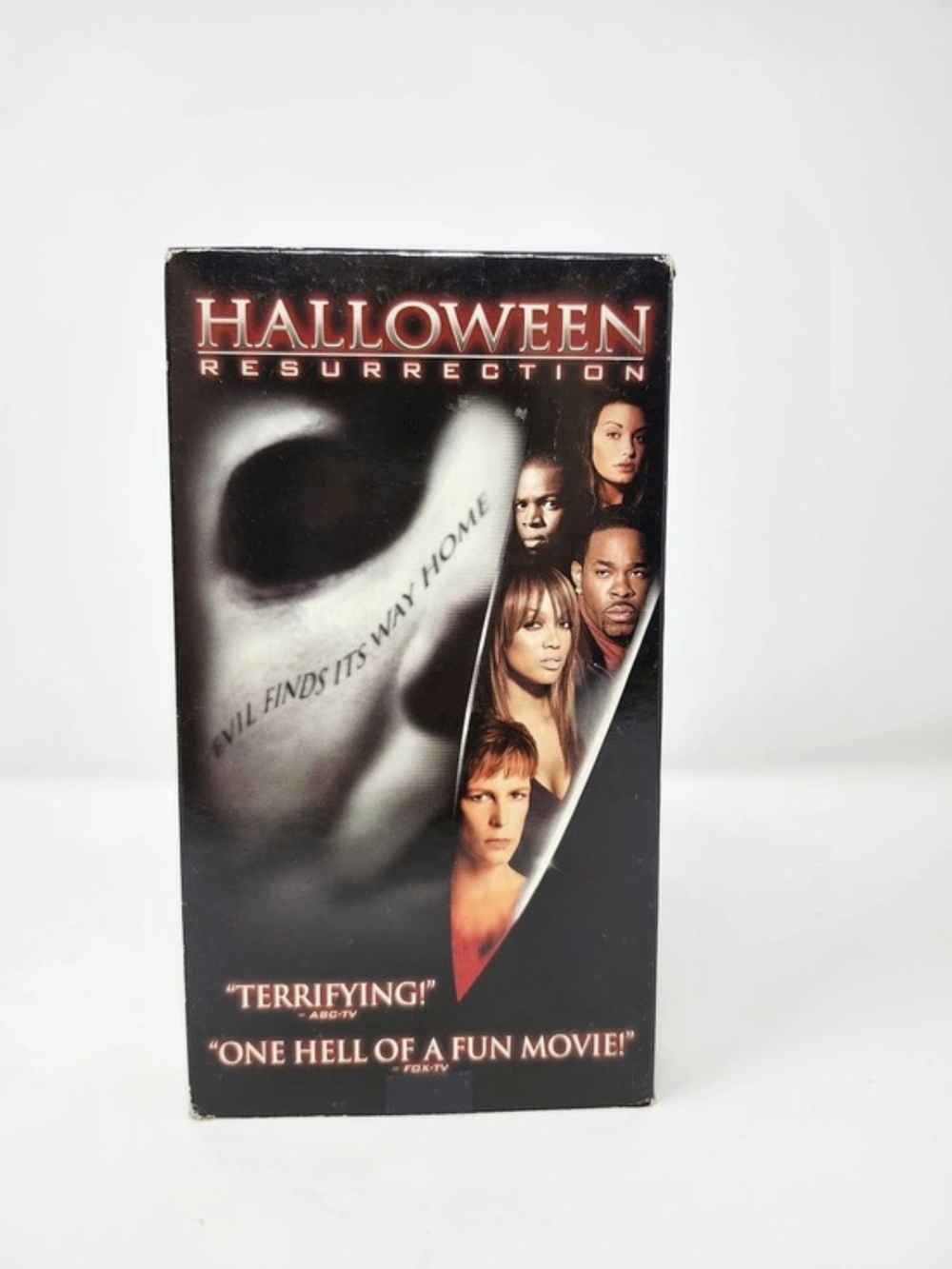 Halloween Resurrection VHS Horror Movie Tested